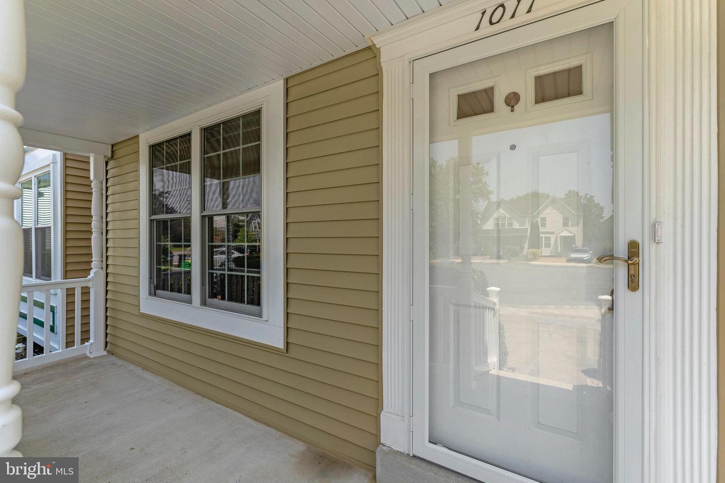 1011 FORBES CT NE, LEESBURG, Virginia 20176, 2 Bedrooms Bedrooms, ,3 BathroomsBathrooms,Residential,For sale,1011 FORBES CT NE,VALO2097938 MLS # VALO2097938