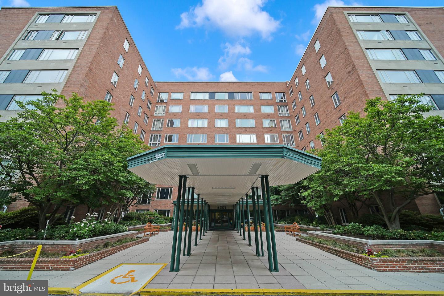 4301 MASSACHUSETTS AVE NW #8009, WASHINGTON, District Of Columbia 20016, 2 Bedrooms Bedrooms, ,2 BathroomsBathrooms,Residential,For sale,4301 MASSACHUSETTS AVE NW #8009,DCDC2202710 MLS # DCDC2202710