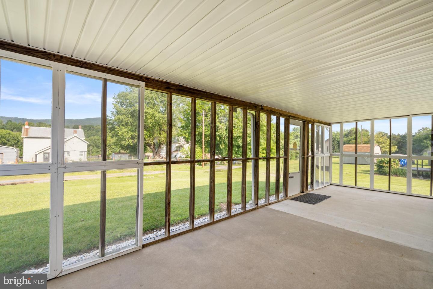 203 SECOND ST, SHENANDOAH, Virginia 22849, 4 Bedrooms Bedrooms, ,1 BathroomBathrooms,Residential,For sale,203 SECOND ST,VAPA2004958 MLS # VAPA2004958