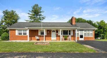 203 SECOND ST, SHENANDOAH, Virginia 22849, 4 Bedrooms Bedrooms, ,1 BathroomBathrooms,Residential,For sale,203 SECOND ST,VAPA2004958 MLS # VAPA2004958