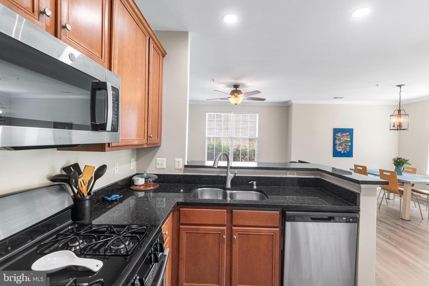 43825 HICKORY CORNER TER #104, ASHBURN, Virginia 20147, 2 Bedrooms Bedrooms, ,2 BathroomsBathrooms,Residential,For sale,43825 HICKORY CORNER TER #104,VALO2098032 MLS # VALO2098032
