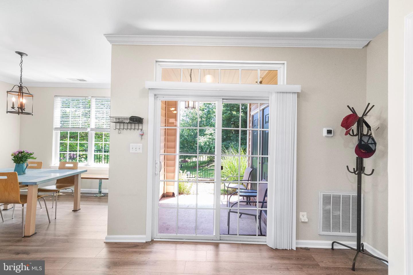 43825 HICKORY CORNER TER #104, ASHBURN, Virginia 20147, 2 Bedrooms Bedrooms, ,2 BathroomsBathrooms,Residential,For sale,43825 HICKORY CORNER TER #104,VALO2098032 MLS # VALO2098032