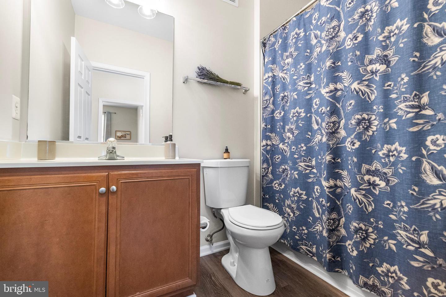 43825 HICKORY CORNER TER #104, ASHBURN, Virginia 20147, 2 Bedrooms Bedrooms, ,2 BathroomsBathrooms,Residential,For sale,43825 HICKORY CORNER TER #104,VALO2098032 MLS # VALO2098032