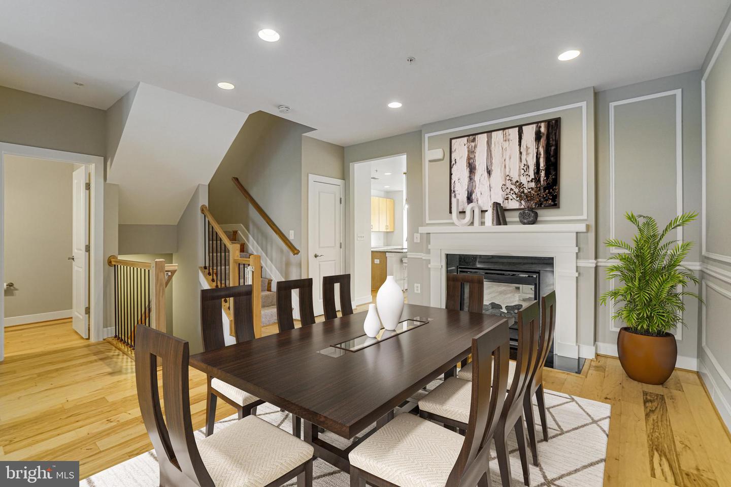 2110 POTOMAC AVE #102, ALEXANDRIA, Virginia 22301, 3 Bedrooms Bedrooms, ,2 BathroomsBathrooms,Residential,For sale,2110 POTOMAC AVE #102,VAAX2045784 MLS # VAAX2045784