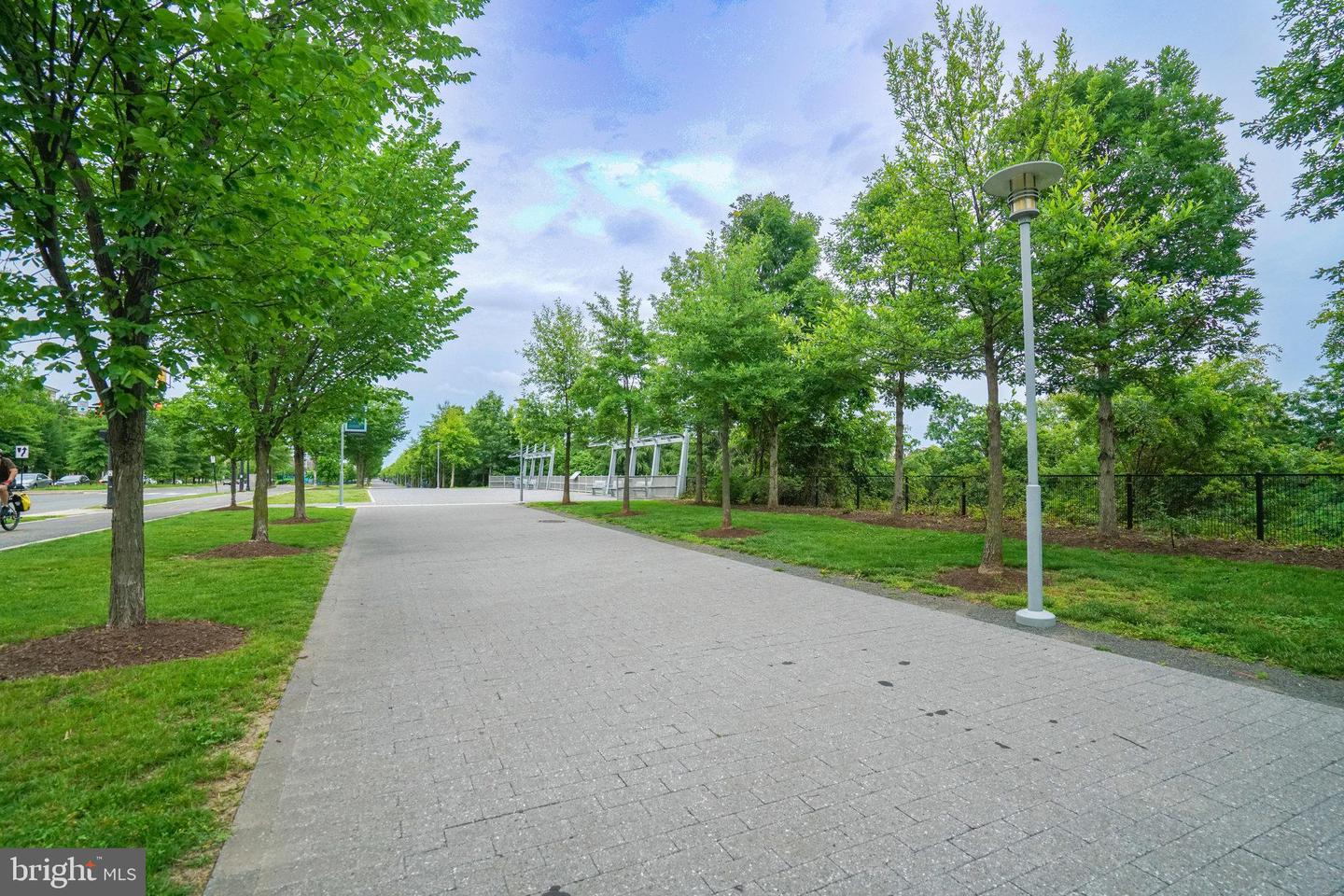 2110 POTOMAC AVE #102, ALEXANDRIA, Virginia 22301, 3 Bedrooms Bedrooms, ,2 BathroomsBathrooms,Residential,For sale,2110 POTOMAC AVE #102,VAAX2045784 MLS # VAAX2045784