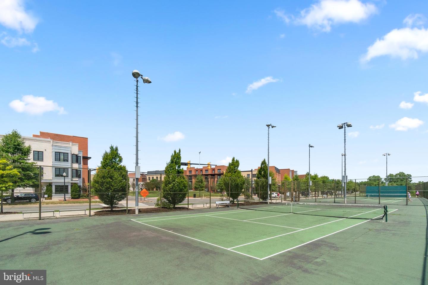 2110 POTOMAC AVE #102, ALEXANDRIA, Virginia 22301, 3 Bedrooms Bedrooms, ,2 BathroomsBathrooms,Residential,For sale,2110 POTOMAC AVE #102,VAAX2045784 MLS # VAAX2045784