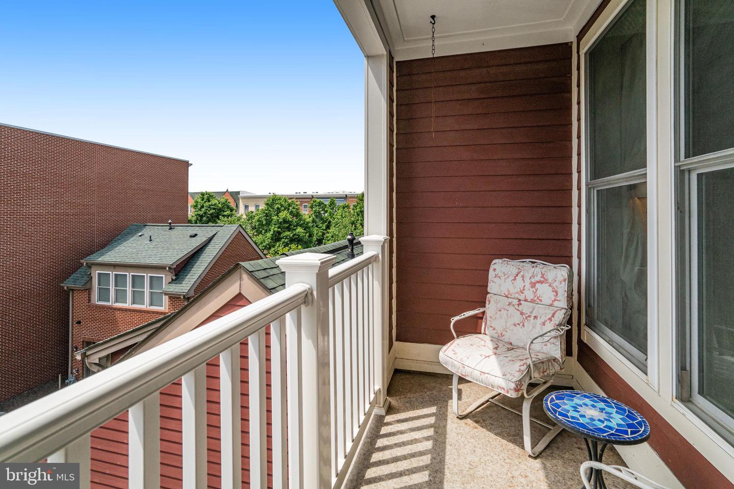 2110 POTOMAC AVE #102, ALEXANDRIA, Virginia 22301, 3 Bedrooms Bedrooms, ,2 BathroomsBathrooms,Residential,For sale,2110 POTOMAC AVE #102,VAAX2045784 MLS # VAAX2045784