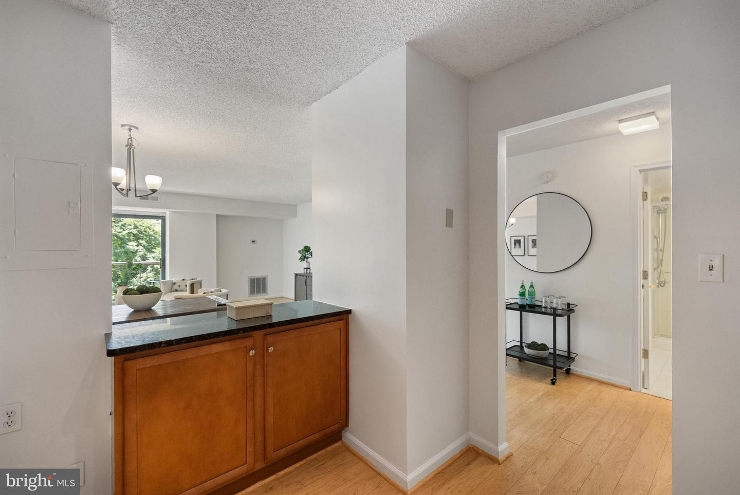 3800 POWELL LN #629, FALLS CHURCH, Virginia 22041, 1 Bedroom Bedrooms, ,1 BathroomBathrooms,Residential,For sale,3800 POWELL LN #629,VAFX2243666 MLS # VAFX2243666