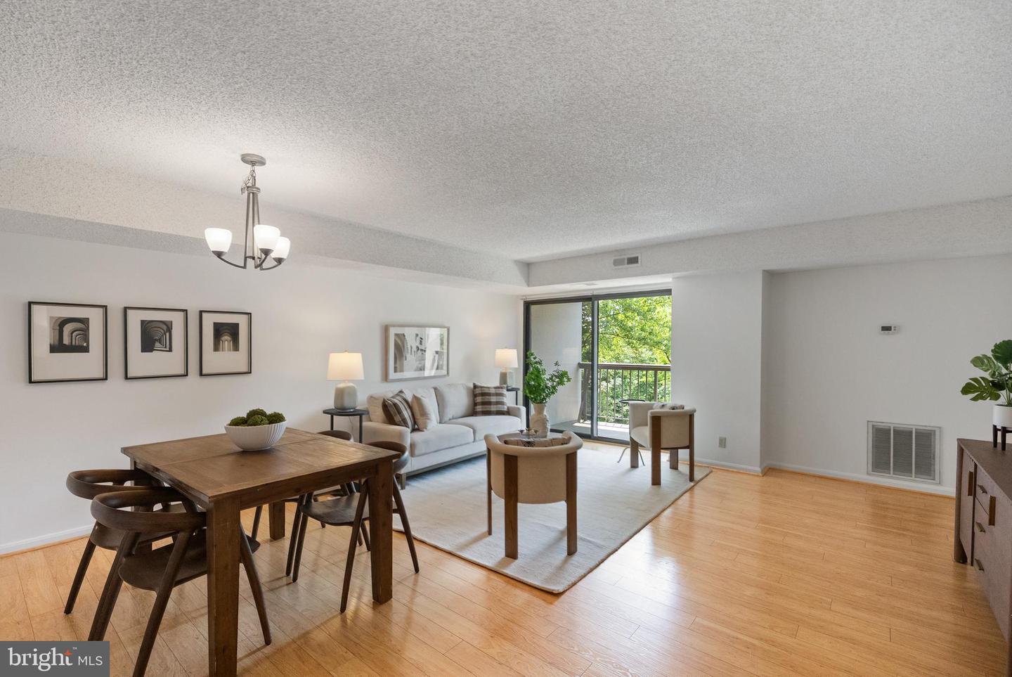 3800 POWELL LN #629, FALLS CHURCH, Virginia 22041, 1 Bedroom Bedrooms, ,1 BathroomBathrooms,Residential,For sale,3800 POWELL LN #629,VAFX2243666 MLS # VAFX2243666
