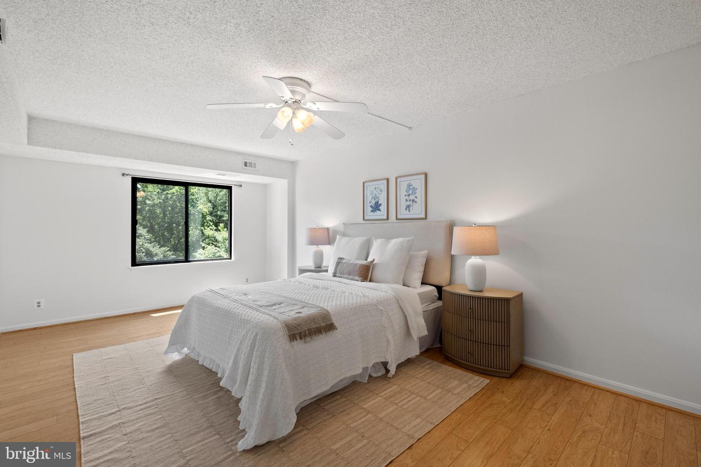 3800 POWELL LN #629, FALLS CHURCH, Virginia 22041, 1 Bedroom Bedrooms, ,1 BathroomBathrooms,Residential,For sale,3800 POWELL LN #629,VAFX2243666 MLS # VAFX2243666