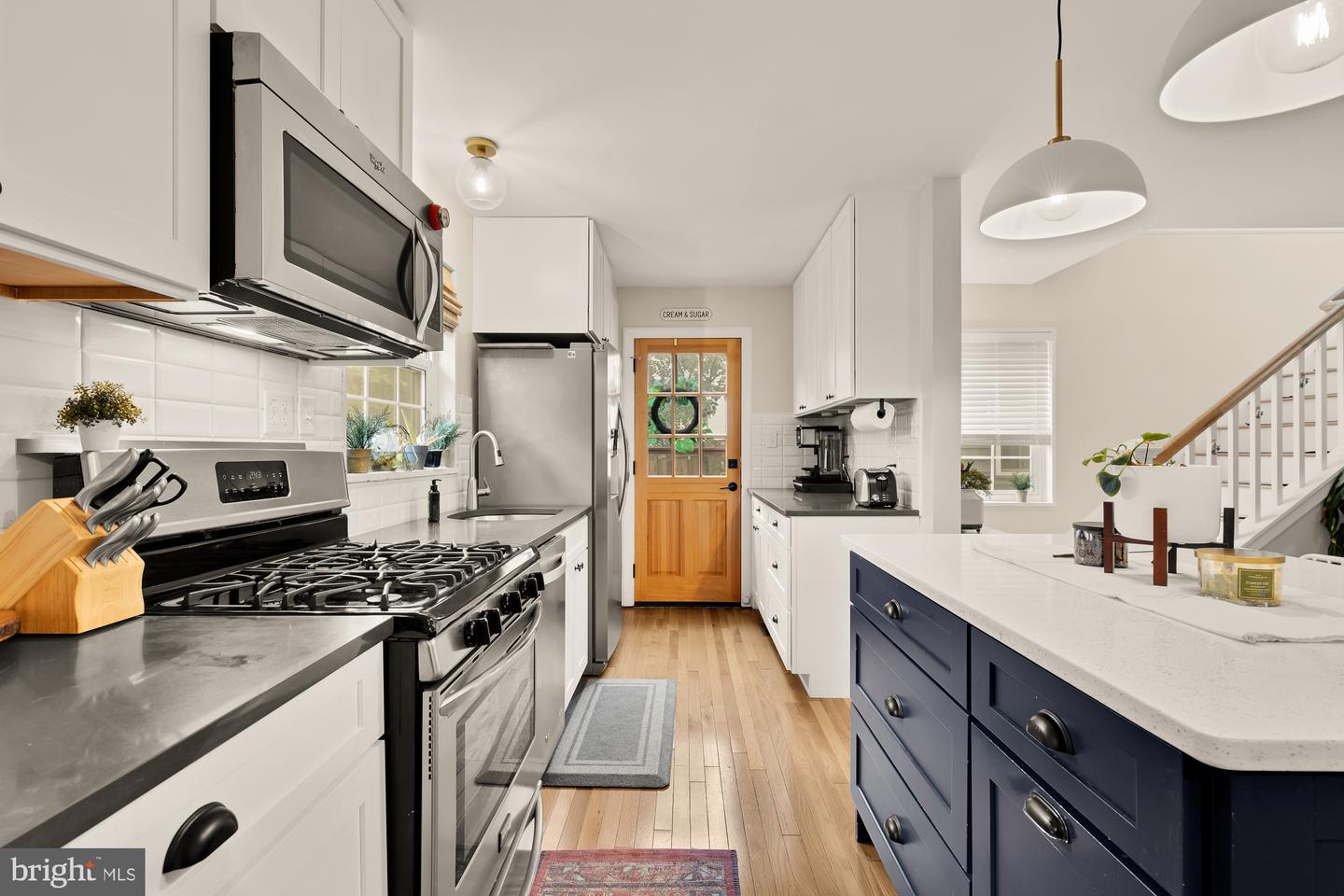 6109 HOUSTON CT, ALEXANDRIA, Virginia 22310, 5 Bedrooms Bedrooms, ,3 BathroomsBathrooms,Residential,For sale,6109 HOUSTON CT,VAFX2243712 MLS # VAFX2243712