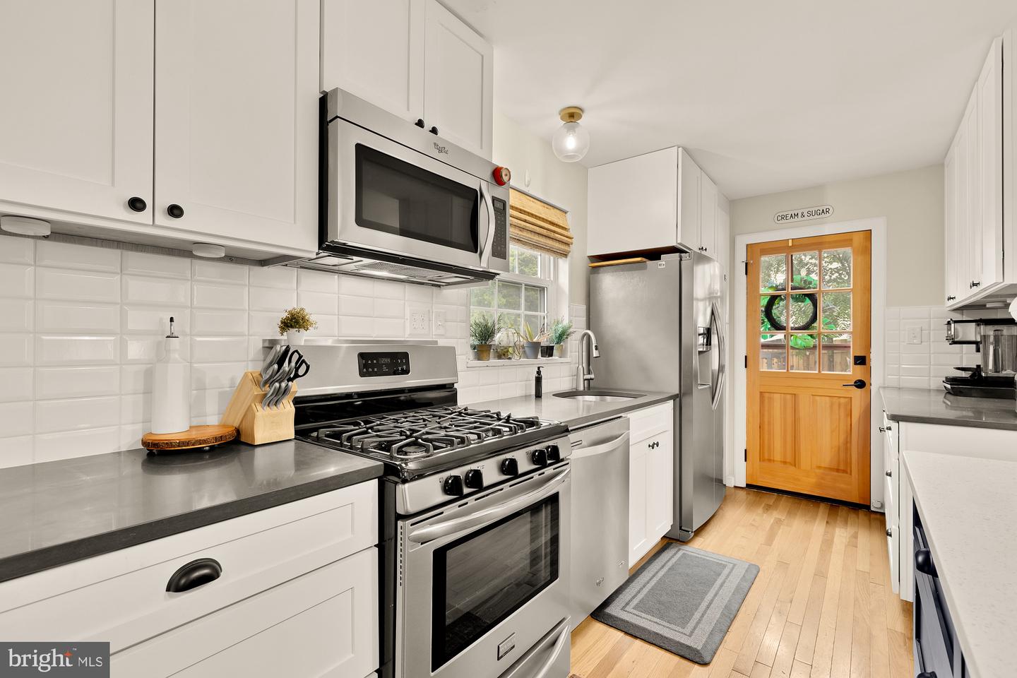 6109 HOUSTON CT, ALEXANDRIA, Virginia 22310, 5 Bedrooms Bedrooms, ,3 BathroomsBathrooms,Residential,For sale,6109 HOUSTON CT,VAFX2243712 MLS # VAFX2243712