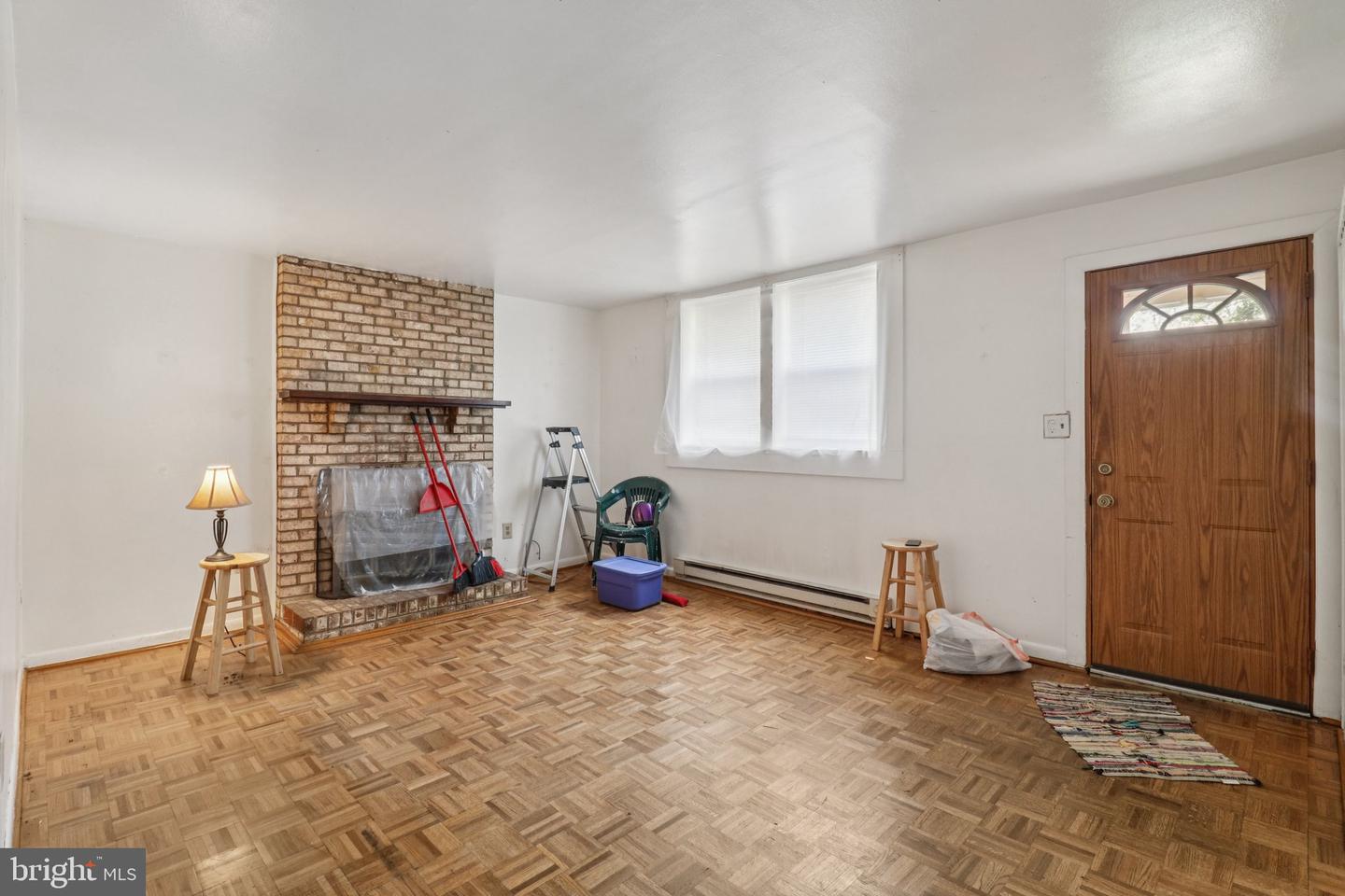 8444 WOODLAWN ST, ALEXANDRIA, Virginia 22309, 3 Bedrooms Bedrooms, ,2 BathroomsBathrooms,Residential,For sale,8444 WOODLAWN ST,VAFX2243720 MLS # VAFX2243720