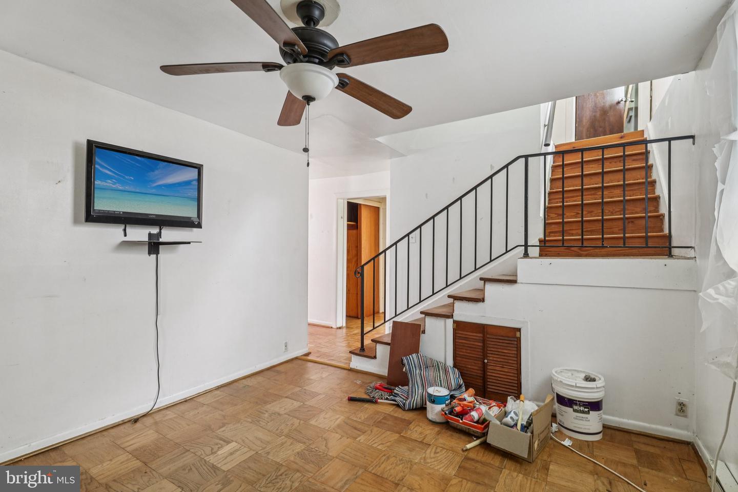 8444 WOODLAWN ST, ALEXANDRIA, Virginia 22309, 3 Bedrooms Bedrooms, ,2 BathroomsBathrooms,Residential,For sale,8444 WOODLAWN ST,VAFX2243720 MLS # VAFX2243720
