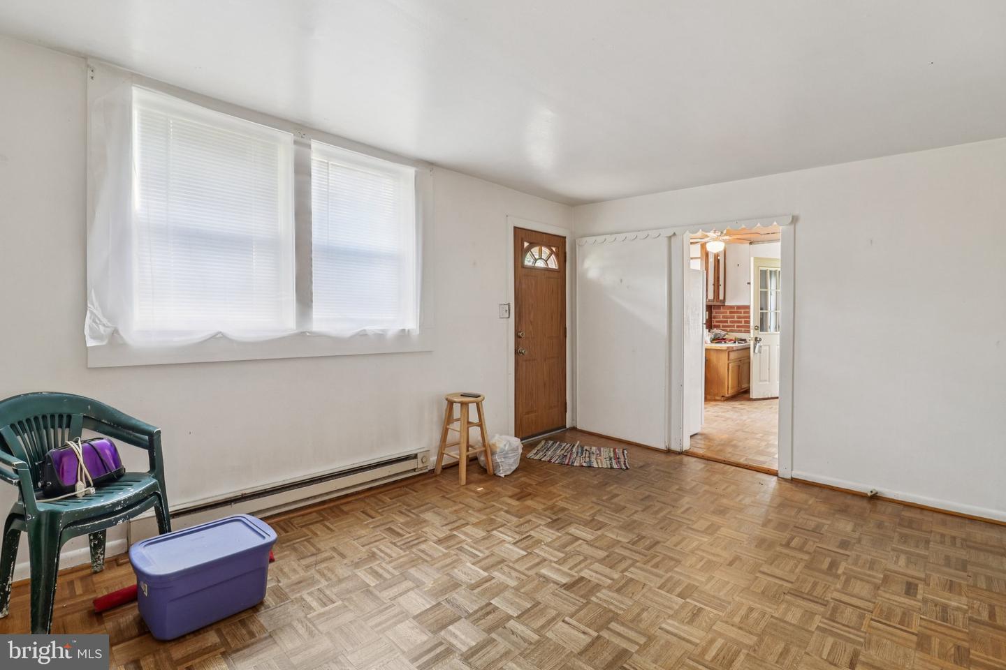 8444 WOODLAWN ST, ALEXANDRIA, Virginia 22309, 3 Bedrooms Bedrooms, ,2 BathroomsBathrooms,Residential,For sale,8444 WOODLAWN ST,VAFX2243720 MLS # VAFX2243720