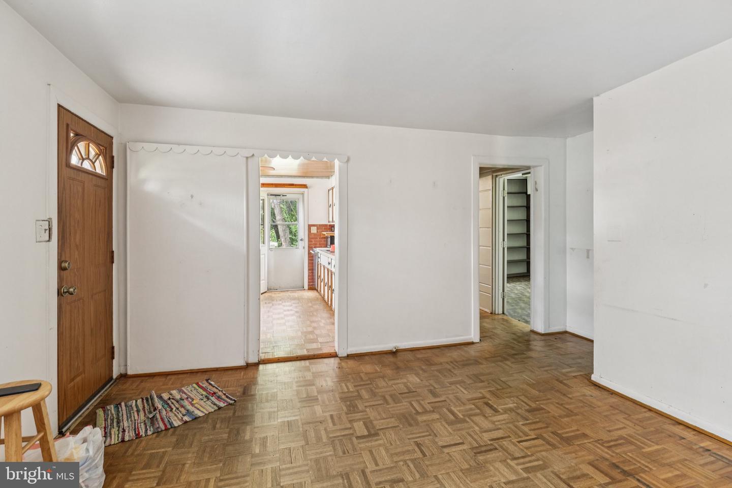 8444 WOODLAWN ST, ALEXANDRIA, Virginia 22309, 3 Bedrooms Bedrooms, ,2 BathroomsBathrooms,Residential,For sale,8444 WOODLAWN ST,VAFX2243720 MLS # VAFX2243720