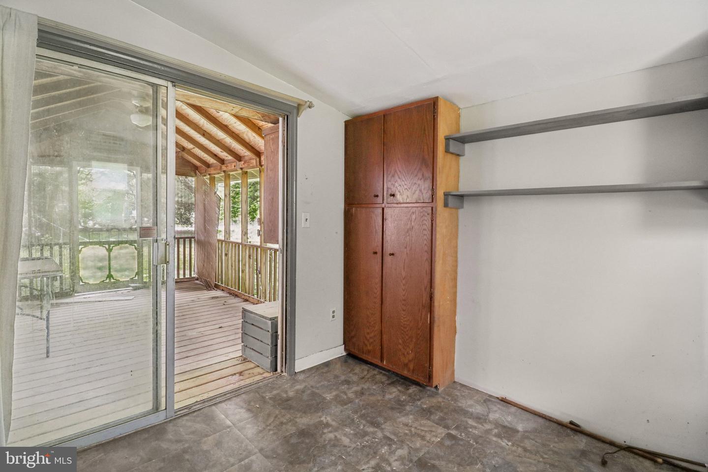 8444 WOODLAWN ST, ALEXANDRIA, Virginia 22309, 3 Bedrooms Bedrooms, ,2 BathroomsBathrooms,Residential,For sale,8444 WOODLAWN ST,VAFX2243720 MLS # VAFX2243720