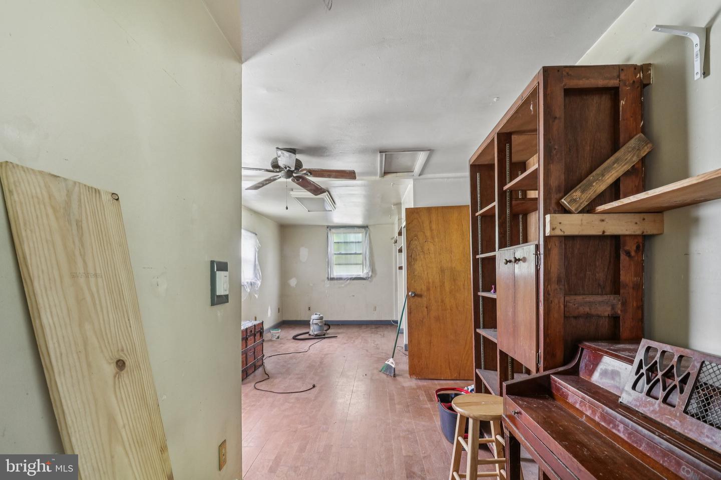 8444 WOODLAWN ST, ALEXANDRIA, Virginia 22309, 3 Bedrooms Bedrooms, ,2 BathroomsBathrooms,Residential,For sale,8444 WOODLAWN ST,VAFX2243720 MLS # VAFX2243720