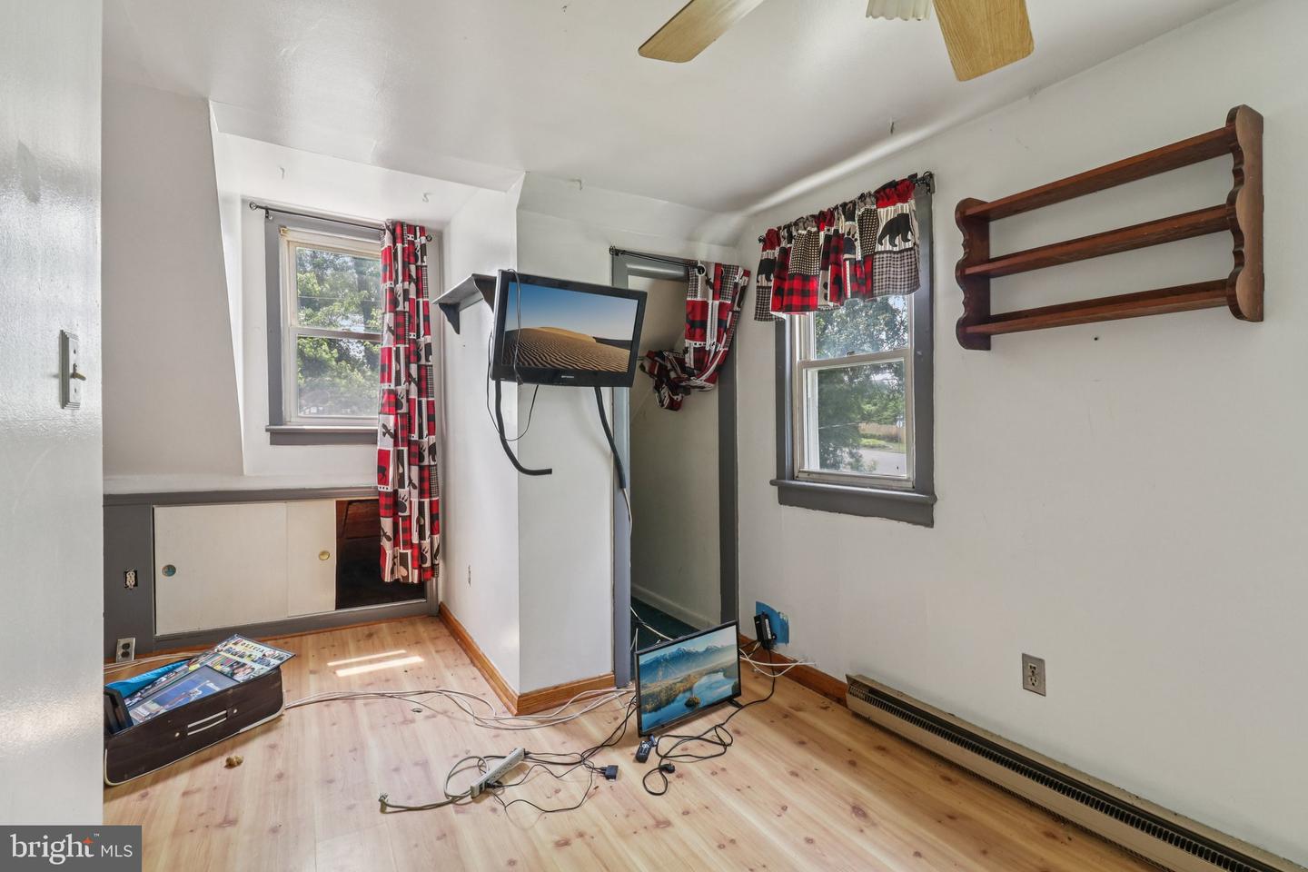 8444 WOODLAWN ST, ALEXANDRIA, Virginia 22309, 3 Bedrooms Bedrooms, ,2 BathroomsBathrooms,Residential,For sale,8444 WOODLAWN ST,VAFX2243720 MLS # VAFX2243720
