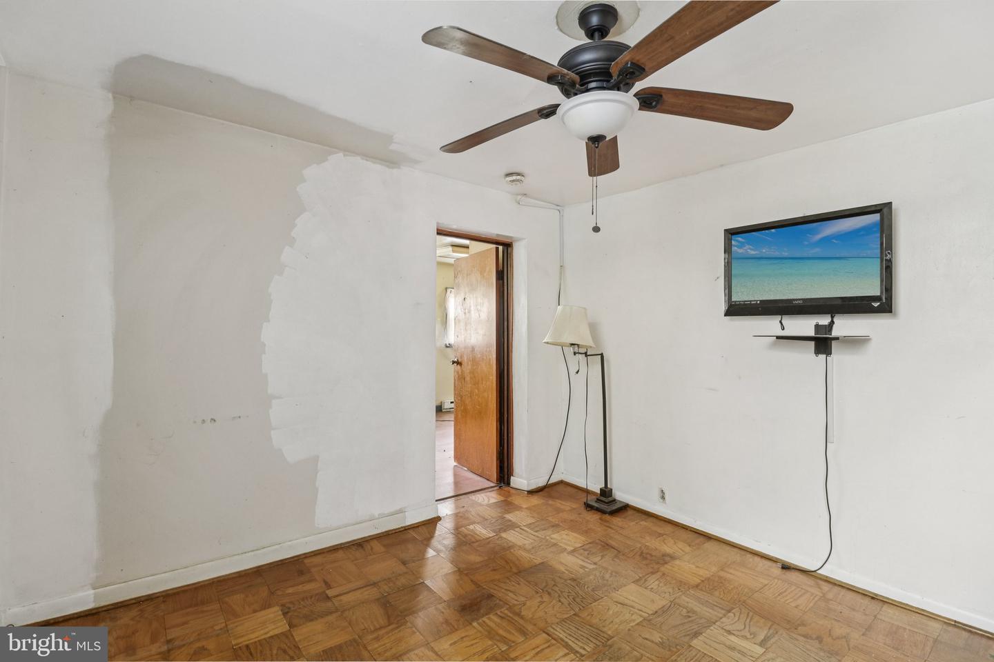 8444 WOODLAWN ST, ALEXANDRIA, Virginia 22309, 3 Bedrooms Bedrooms, ,2 BathroomsBathrooms,Residential,For sale,8444 WOODLAWN ST,VAFX2243720 MLS # VAFX2243720