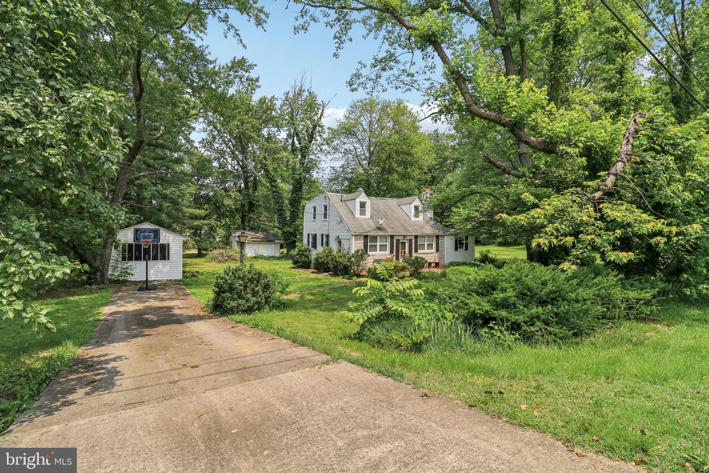 8444 WOODLAWN ST, ALEXANDRIA, Virginia 22309, 3 Bedrooms Bedrooms, ,2 BathroomsBathrooms,Residential,For sale,8444 WOODLAWN ST,VAFX2243720 MLS # VAFX2243720