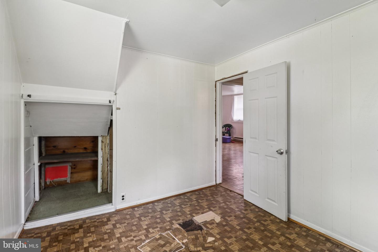8444 WOODLAWN ST, ALEXANDRIA, Virginia 22309, 3 Bedrooms Bedrooms, ,2 BathroomsBathrooms,Residential,For sale,8444 WOODLAWN ST,VAFX2243720 MLS # VAFX2243720