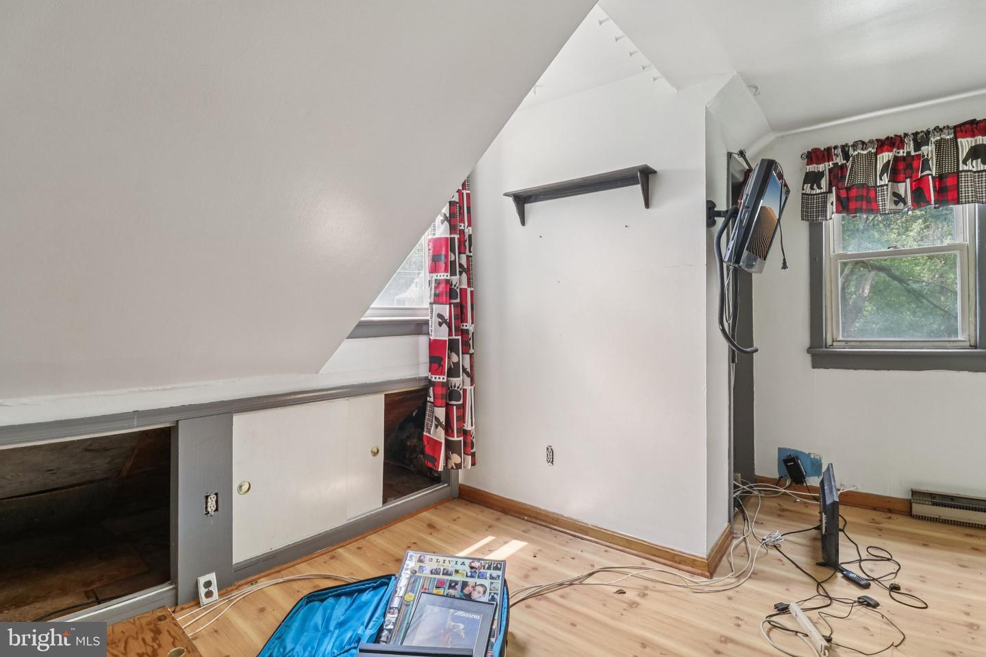 8444 WOODLAWN ST, ALEXANDRIA, Virginia 22309, 3 Bedrooms Bedrooms, ,2 BathroomsBathrooms,Residential,For sale,8444 WOODLAWN ST,VAFX2243720 MLS # VAFX2243720