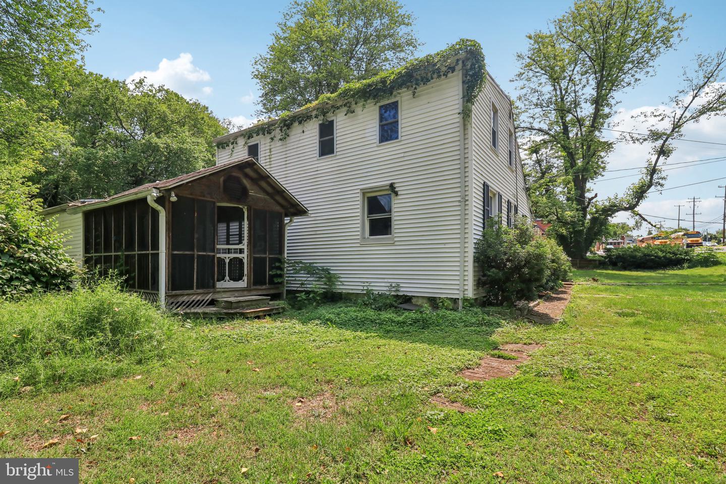 8444 WOODLAWN ST, ALEXANDRIA, Virginia 22309, 3 Bedrooms Bedrooms, ,2 BathroomsBathrooms,Residential,For sale,8444 WOODLAWN ST,VAFX2243720 MLS # VAFX2243720