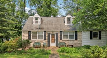 8444 WOODLAWN ST, ALEXANDRIA, Virginia 22309, 3 Bedrooms Bedrooms, ,2 BathroomsBathrooms,Residential,For sale,8444 WOODLAWN ST,VAFX2243720 MLS # VAFX2243720