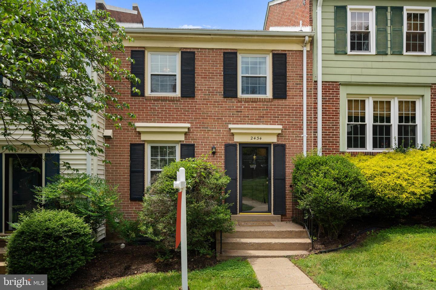 2434 WINDBREAK DR, ALEXANDRIA, Virginia 22306, 3 Bedrooms Bedrooms, ,2 BathroomsBathrooms,Residential,For sale,2434 WINDBREAK DR,VAFX2243724 MLS # VAFX2243724