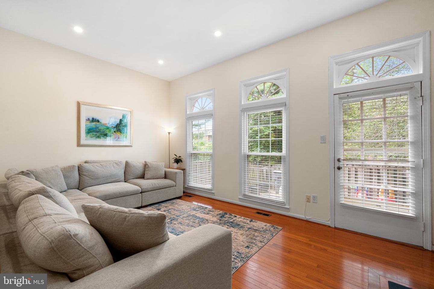2434 WINDBREAK DR, ALEXANDRIA, Virginia 22306, 3 Bedrooms Bedrooms, ,2 BathroomsBathrooms,Residential,For sale,2434 WINDBREAK DR,VAFX2243724 MLS # VAFX2243724