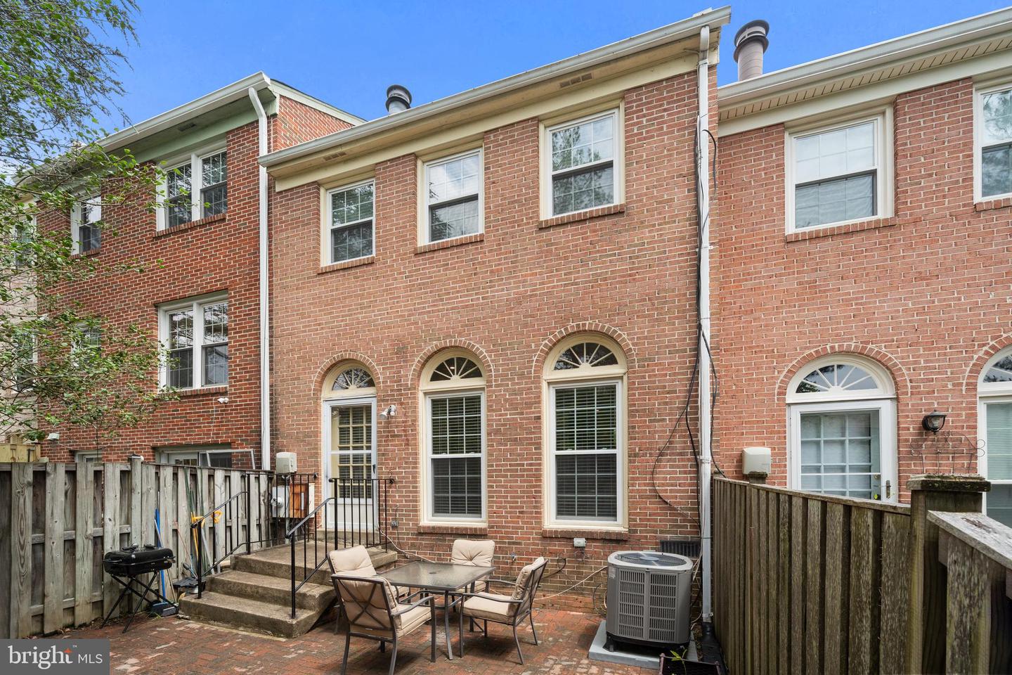 2434 WINDBREAK DR, ALEXANDRIA, Virginia 22306, 3 Bedrooms Bedrooms, ,2 BathroomsBathrooms,Residential,For sale,2434 WINDBREAK DR,VAFX2243724 MLS # VAFX2243724