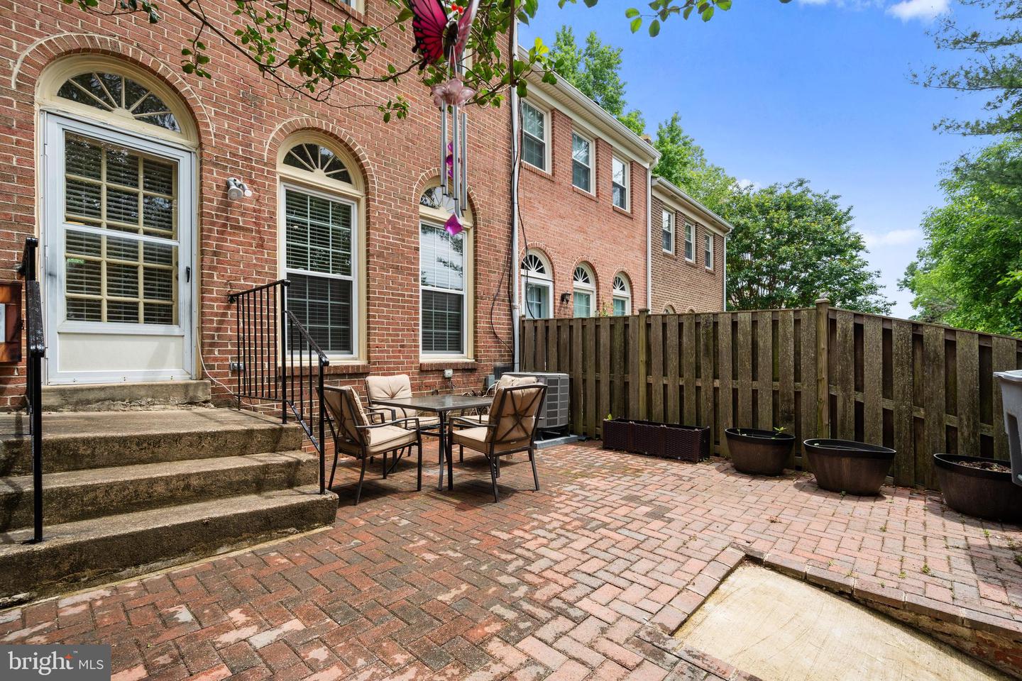 2434 WINDBREAK DR, ALEXANDRIA, Virginia 22306, 3 Bedrooms Bedrooms, ,2 BathroomsBathrooms,Residential,For sale,2434 WINDBREAK DR,VAFX2243724 MLS # VAFX2243724