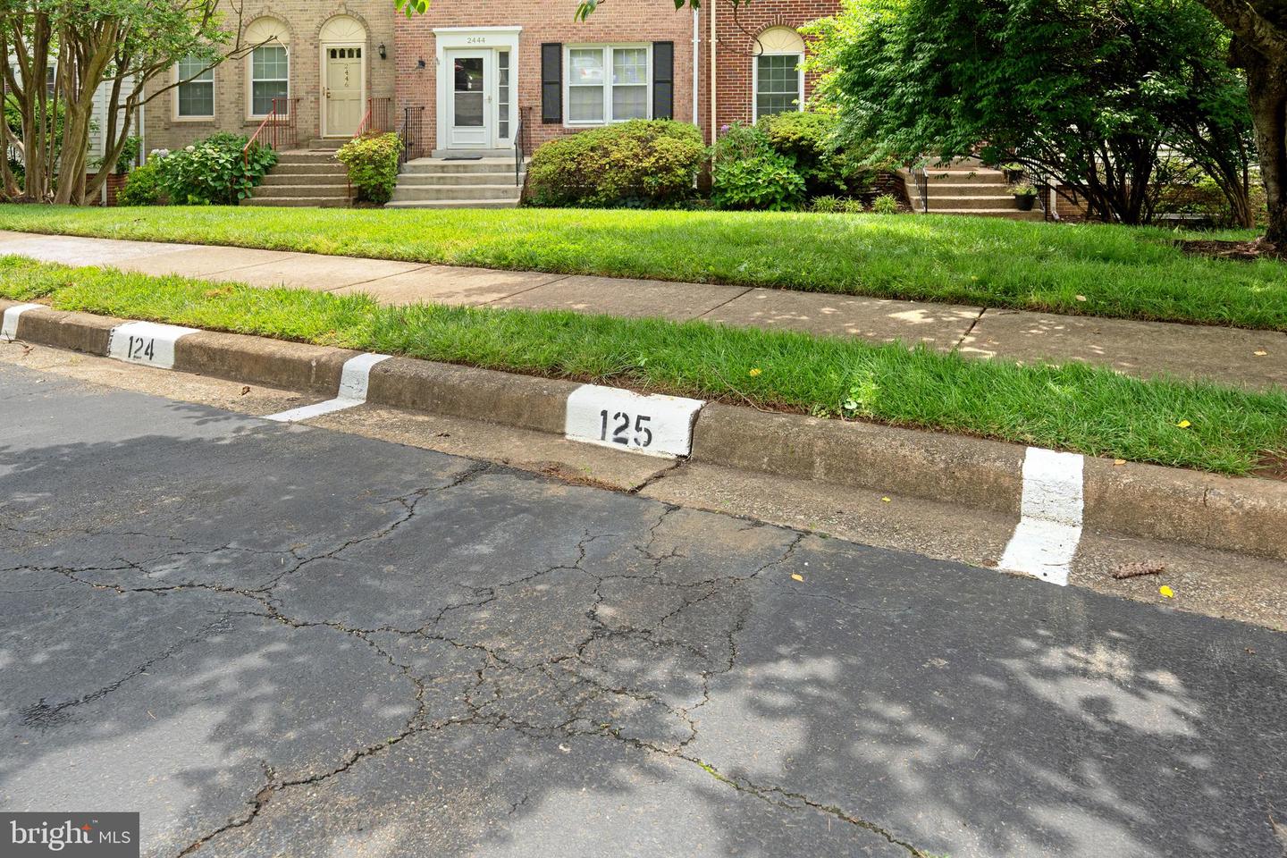 2434 WINDBREAK DR, ALEXANDRIA, Virginia 22306, 3 Bedrooms Bedrooms, ,2 BathroomsBathrooms,Residential,For sale,2434 WINDBREAK DR,VAFX2243724 MLS # VAFX2243724
