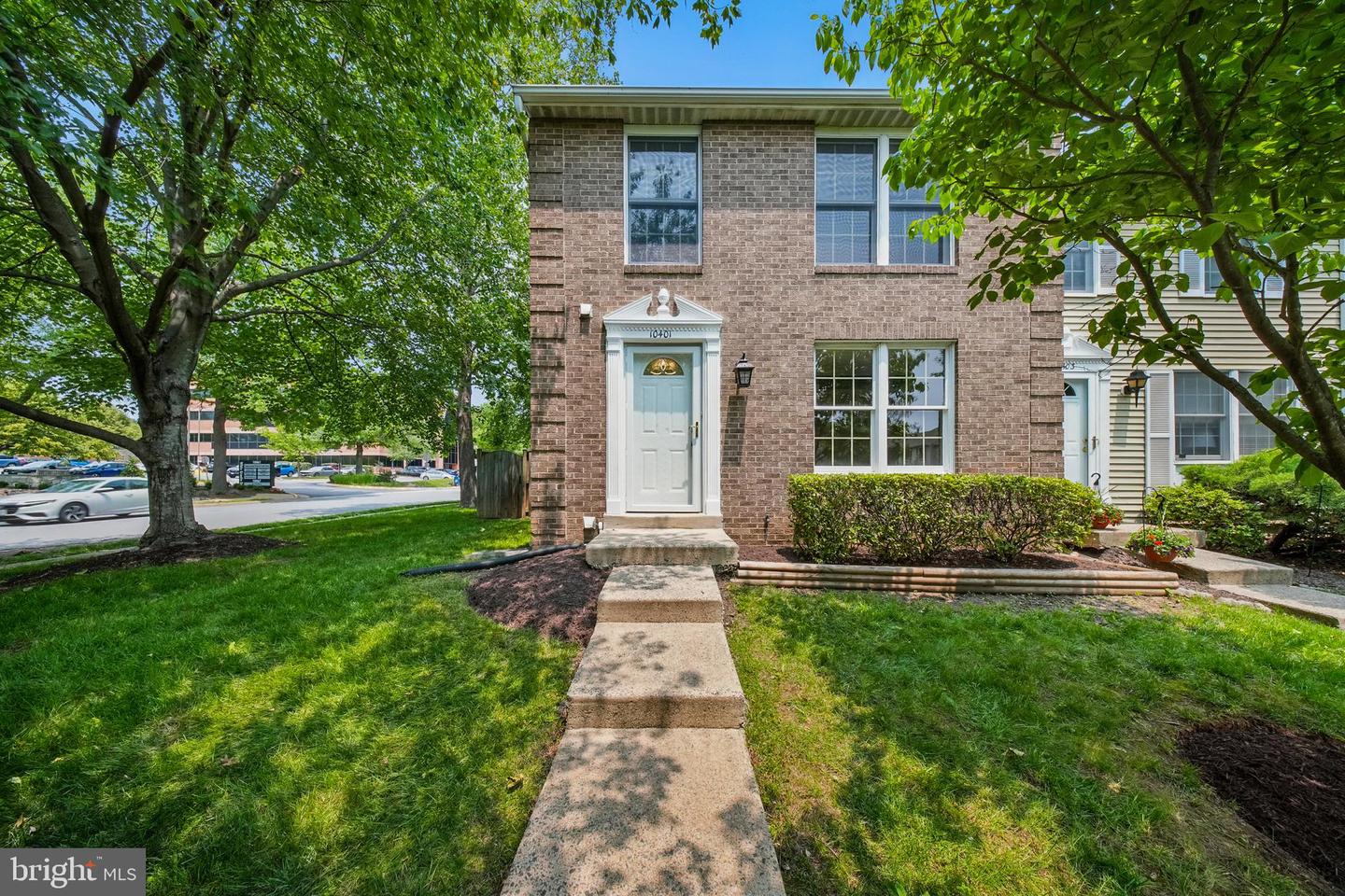 10401 GRAYSTONE CT, OAKTON, Virginia 22124, 3 Bedrooms Bedrooms, ,2 BathroomsBathrooms,Residential,For sale,10401 GRAYSTONE CT,VAFX2243726 MLS # VAFX2243726