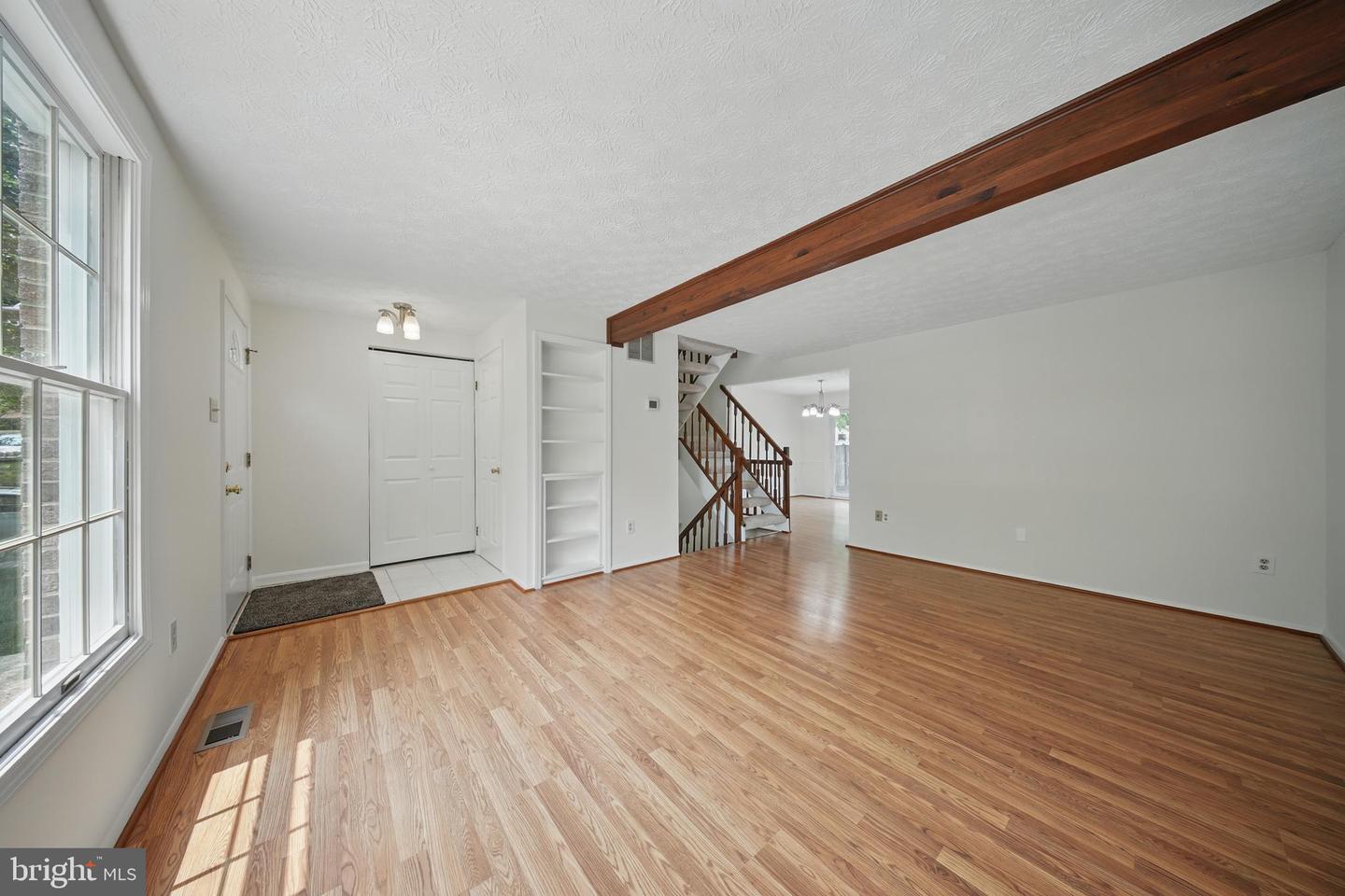 10401 GRAYSTONE CT, OAKTON, Virginia 22124, 3 Bedrooms Bedrooms, ,2 BathroomsBathrooms,Residential,For sale,10401 GRAYSTONE CT,VAFX2243726 MLS # VAFX2243726