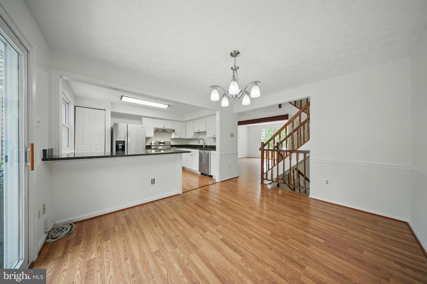 10401 GRAYSTONE CT, OAKTON, Virginia 22124, 3 Bedrooms Bedrooms, ,2 BathroomsBathrooms,Residential,For sale,10401 GRAYSTONE CT,VAFX2243726 MLS # VAFX2243726