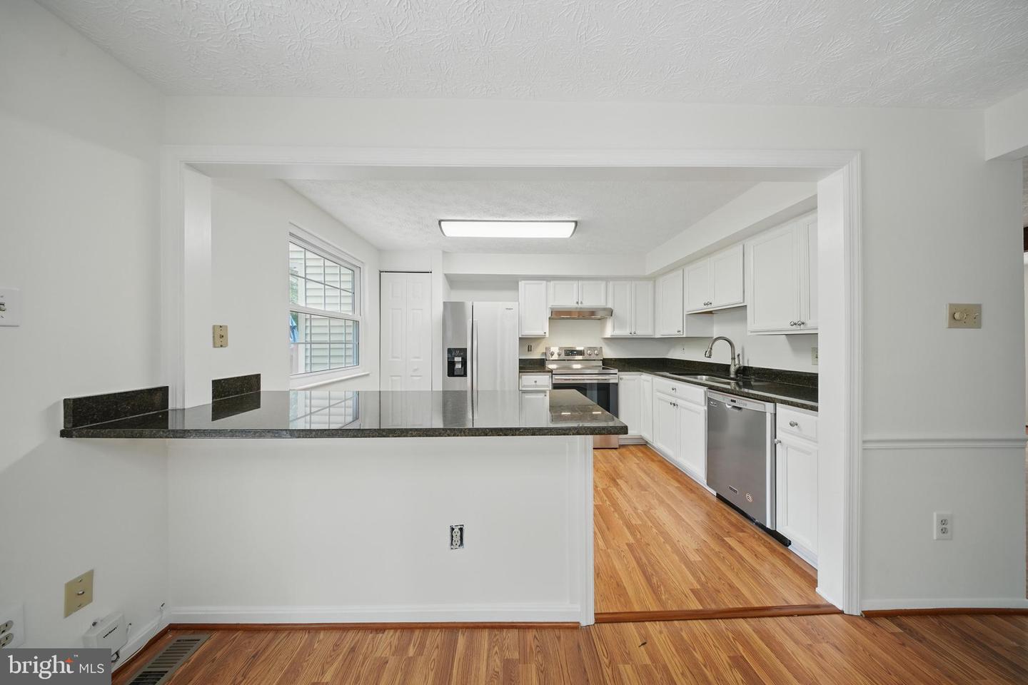10401 GRAYSTONE CT, OAKTON, Virginia 22124, 3 Bedrooms Bedrooms, ,2 BathroomsBathrooms,Residential,For sale,10401 GRAYSTONE CT,VAFX2243726 MLS # VAFX2243726