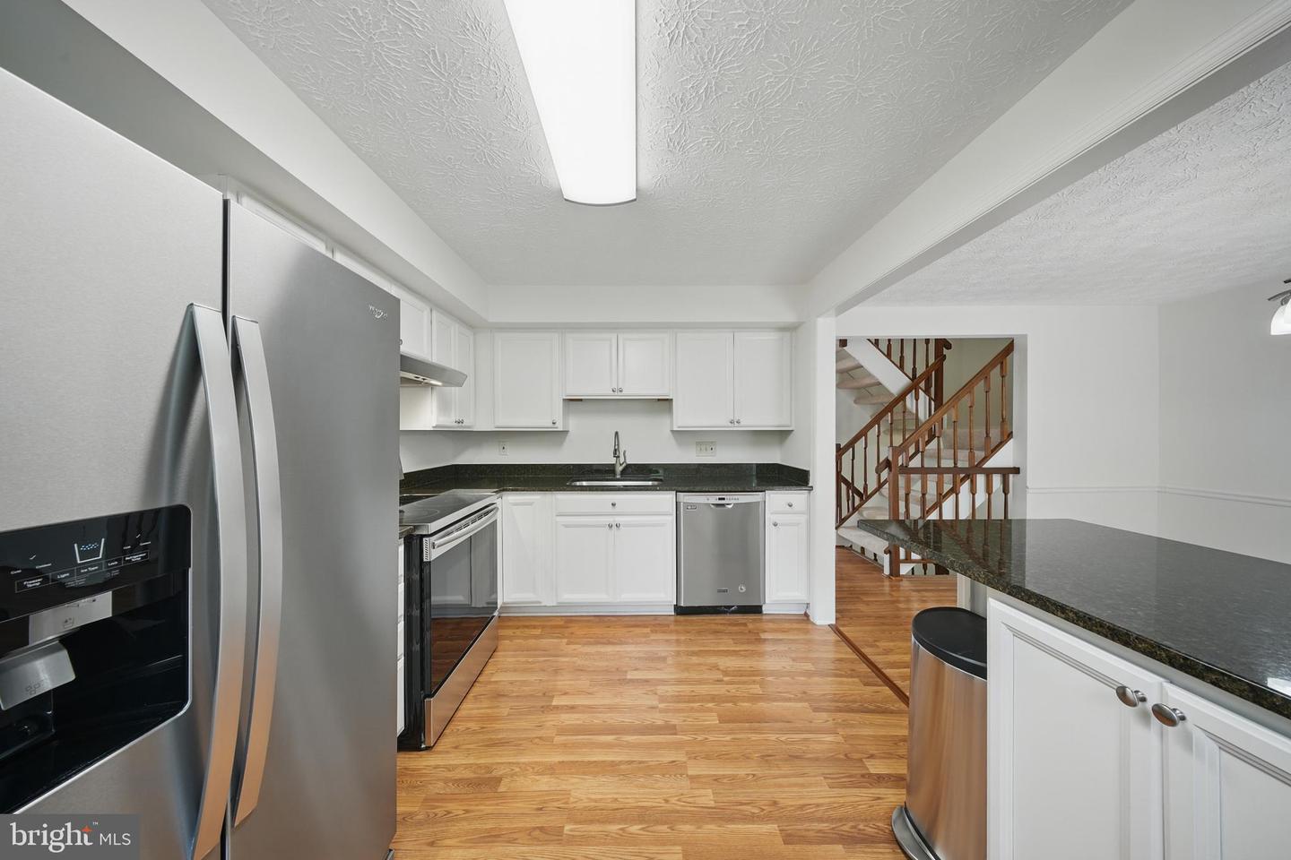 10401 GRAYSTONE CT, OAKTON, Virginia 22124, 3 Bedrooms Bedrooms, ,2 BathroomsBathrooms,Residential,For sale,10401 GRAYSTONE CT,VAFX2243726 MLS # VAFX2243726