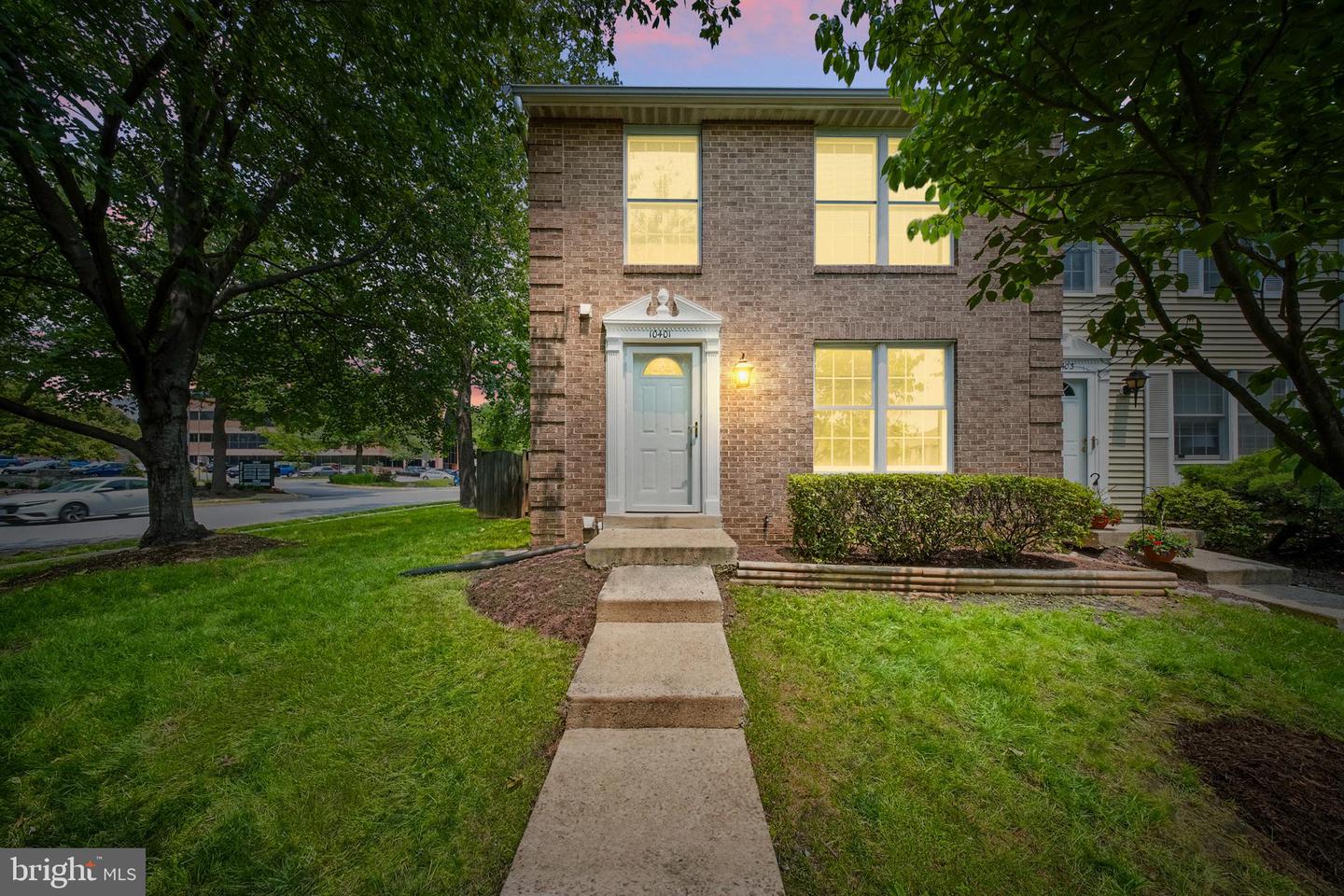 10401 GRAYSTONE CT, OAKTON, Virginia 22124, 3 Bedrooms Bedrooms, ,2 BathroomsBathrooms,Residential,For sale,10401 GRAYSTONE CT,VAFX2243726 MLS # VAFX2243726