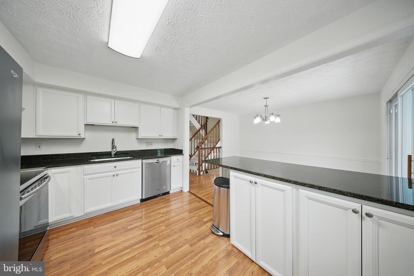 10401 GRAYSTONE CT, OAKTON, Virginia 22124, 3 Bedrooms Bedrooms, ,2 BathroomsBathrooms,Residential,For sale,10401 GRAYSTONE CT,VAFX2243726 MLS # VAFX2243726