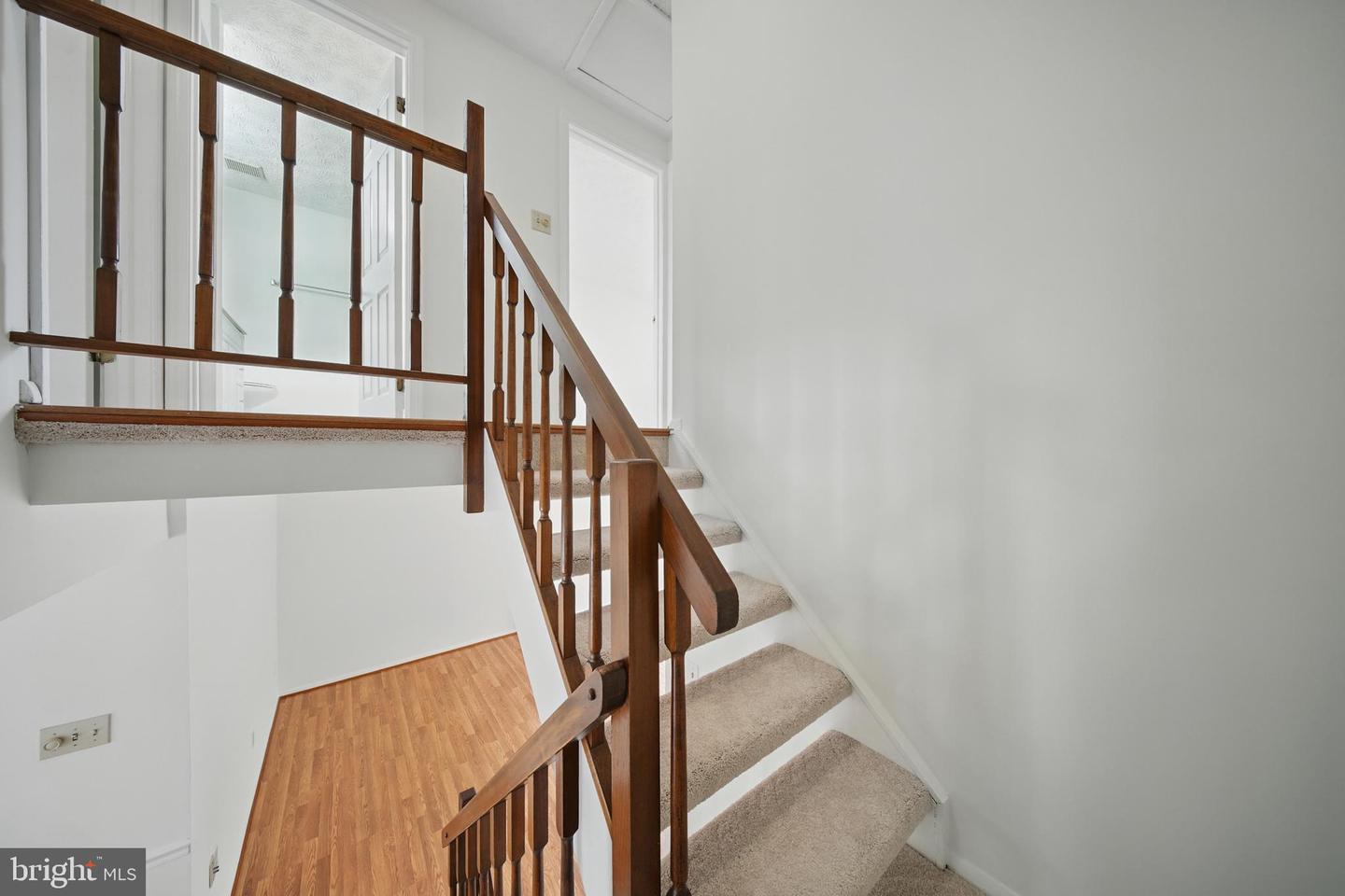 10401 GRAYSTONE CT, OAKTON, Virginia 22124, 3 Bedrooms Bedrooms, ,2 BathroomsBathrooms,Residential,For sale,10401 GRAYSTONE CT,VAFX2243726 MLS # VAFX2243726