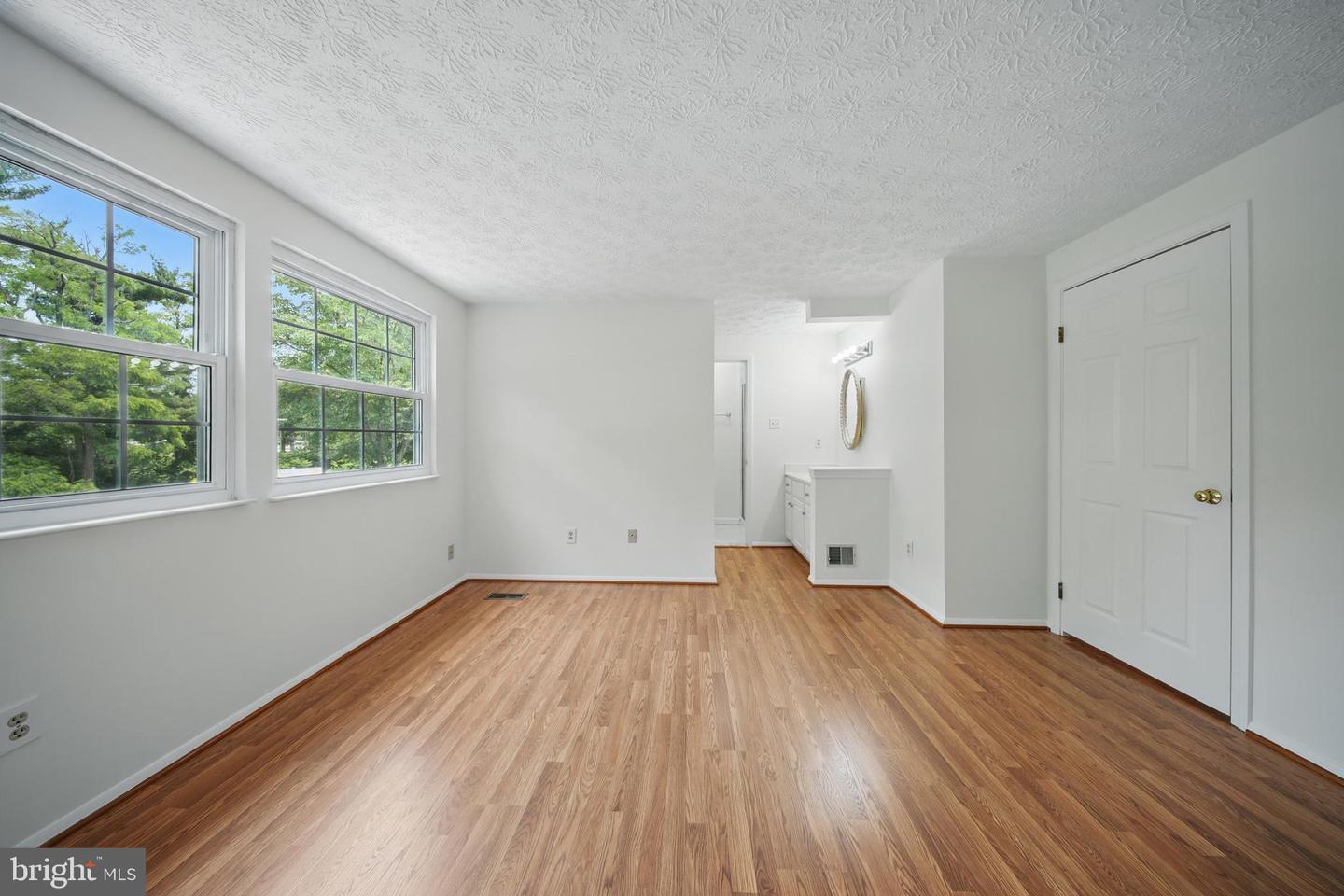 10401 GRAYSTONE CT, OAKTON, Virginia 22124, 3 Bedrooms Bedrooms, ,2 BathroomsBathrooms,Residential,For sale,10401 GRAYSTONE CT,VAFX2243726 MLS # VAFX2243726
