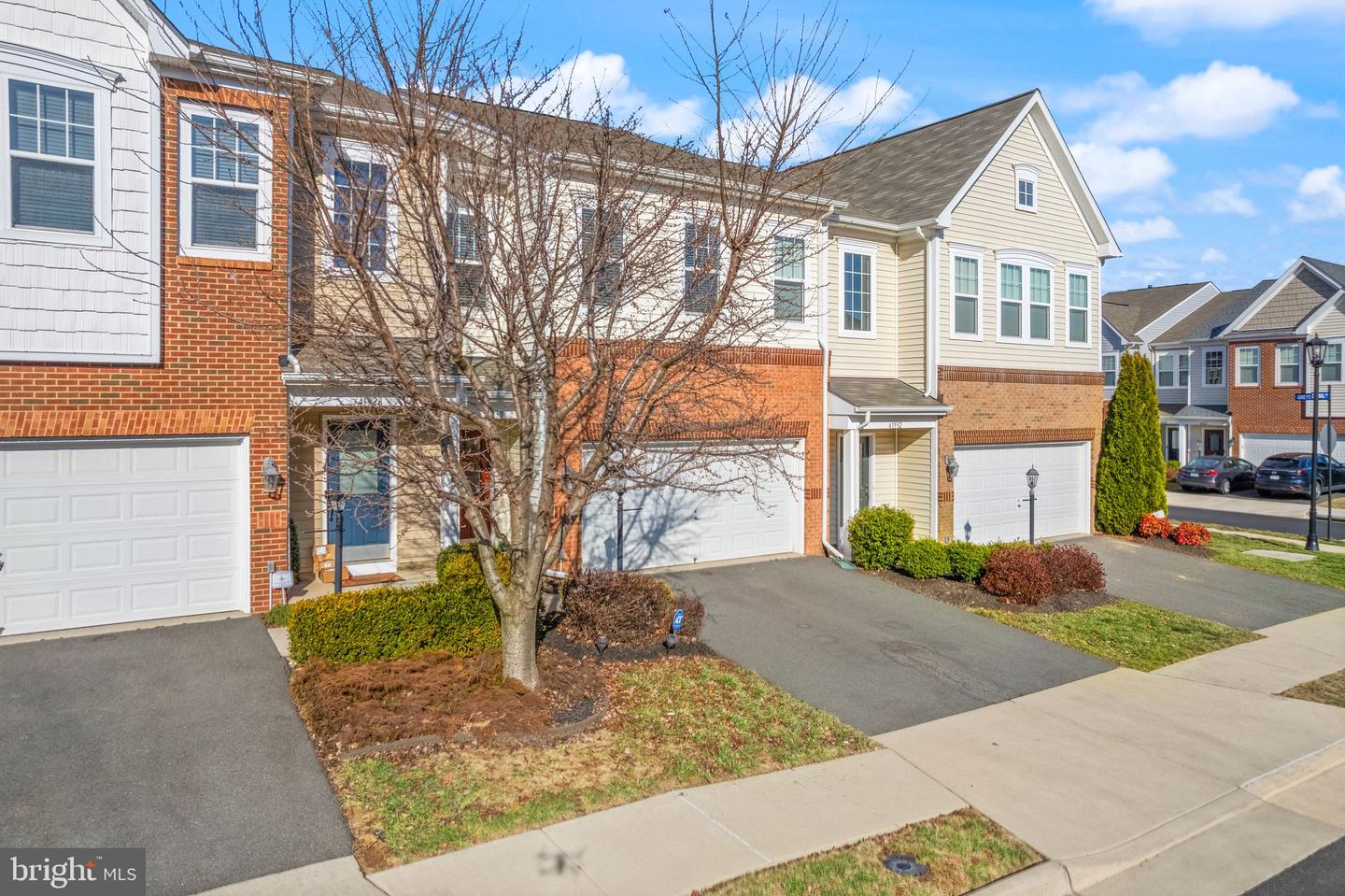 41930 CUSHENDALL TER, ALDIE, Virginia 20105, 3 Bedrooms Bedrooms, ,2 BathroomsBathrooms,Residential,For sale,41930 CUSHENDALL TER,VALO2079862 MLS # VALO2079862