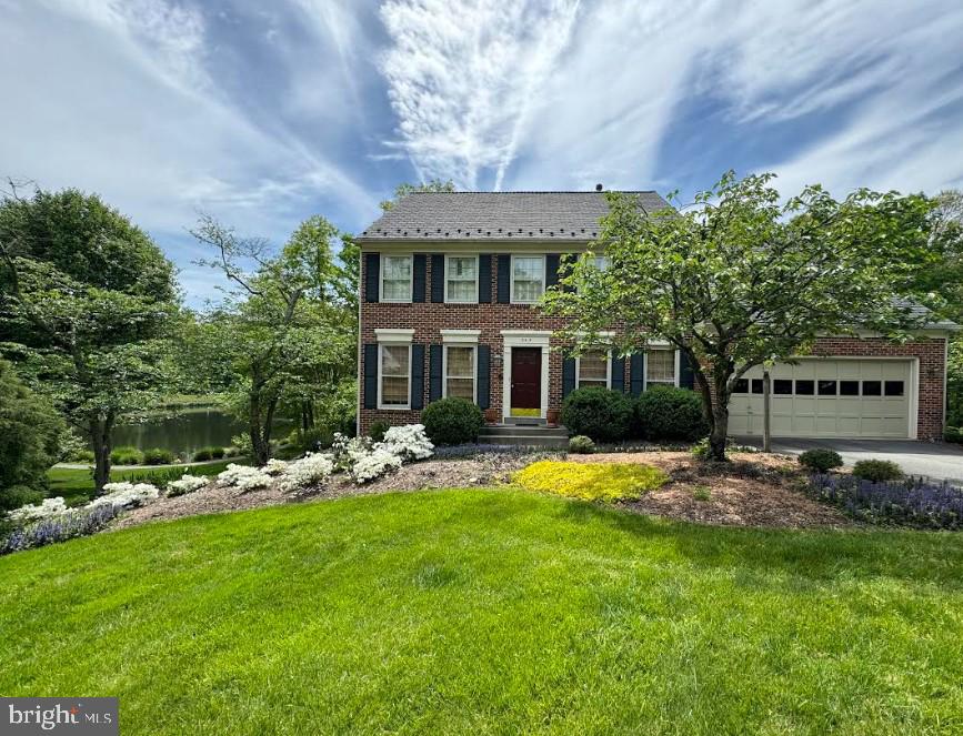 8414 LAKE CREST TER, FAIRFAX STATION, Virginia 22039, 5 Bedrooms Bedrooms, ,4 BathroomsBathrooms,Residential,For sale,8414 LAKE CREST TER,VAFX2218342 MLS # VAFX2218342