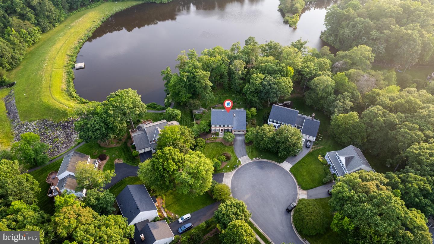 8414 LAKE CREST TER, FAIRFAX STATION, Virginia 22039, 5 Bedrooms Bedrooms, ,4 BathroomsBathrooms,Residential,For sale,8414 LAKE CREST TER,VAFX2218342 MLS # VAFX2218342