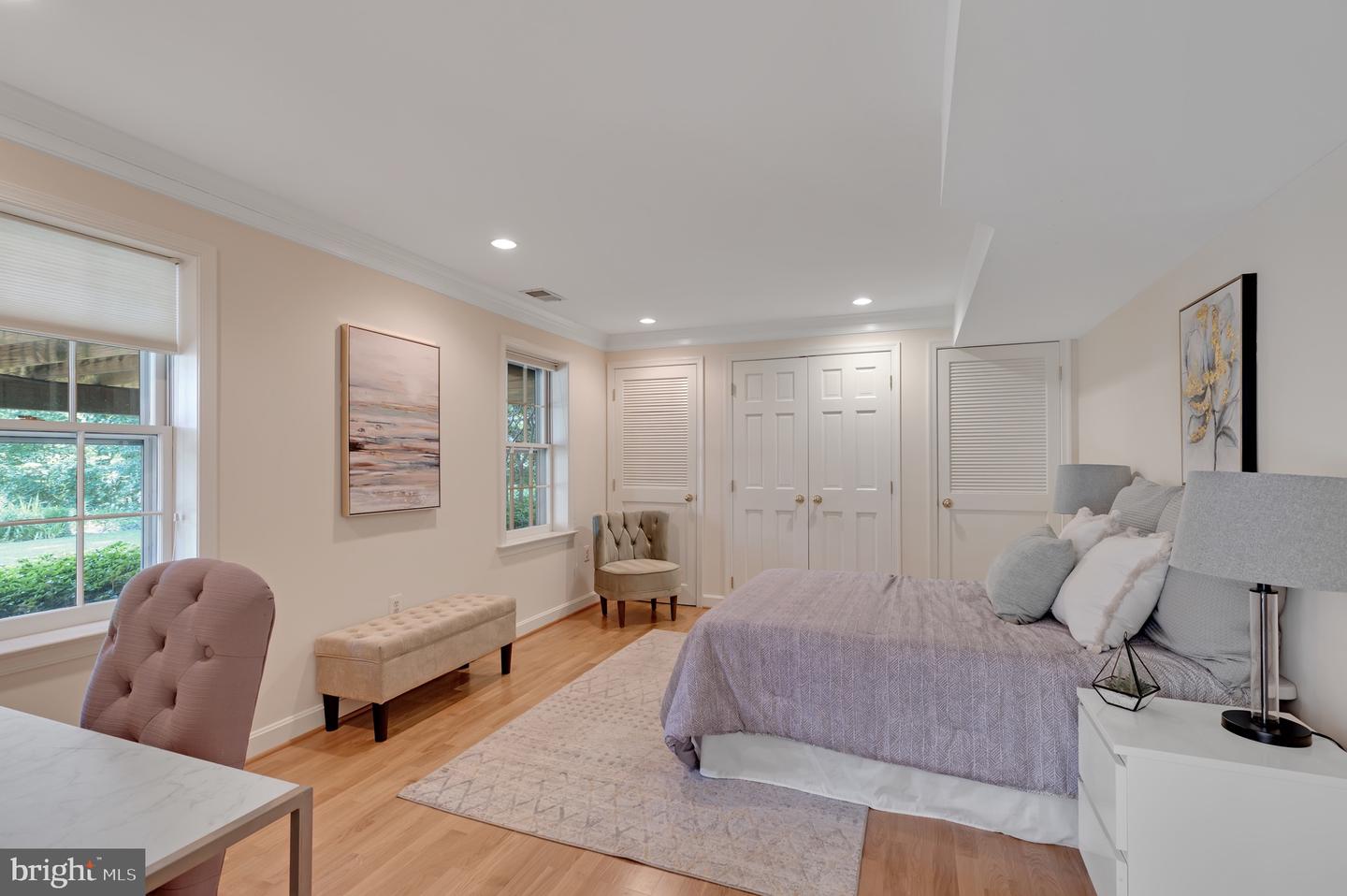 8414 LAKE CREST TER, FAIRFAX STATION, Virginia 22039, 5 Bedrooms Bedrooms, ,4 BathroomsBathrooms,Residential,For sale,8414 LAKE CREST TER,VAFX2218342 MLS # VAFX2218342