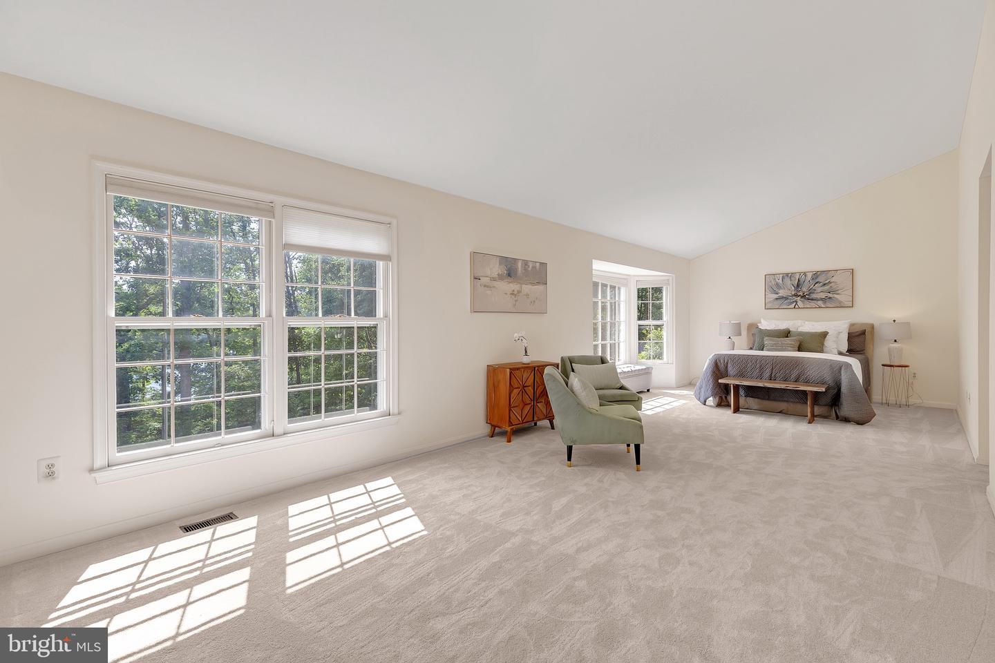 8414 LAKE CREST TER, FAIRFAX STATION, Virginia 22039, 5 Bedrooms Bedrooms, ,4 BathroomsBathrooms,Residential,For sale,8414 LAKE CREST TER,VAFX2218342 MLS # VAFX2218342