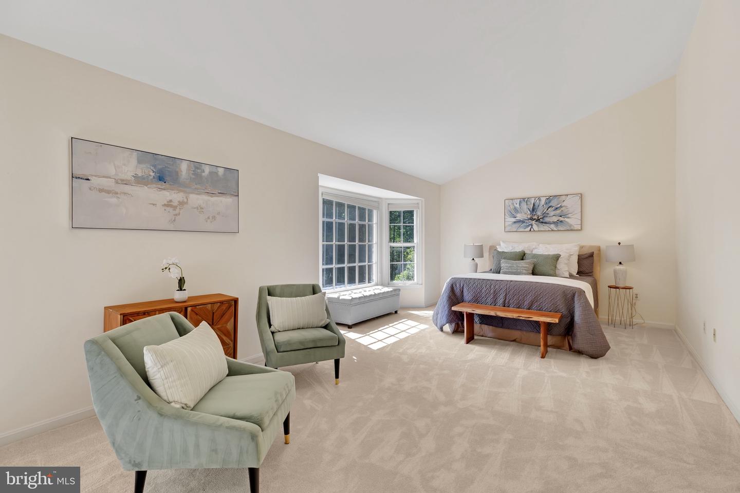 8414 LAKE CREST TER, FAIRFAX STATION, Virginia 22039, 5 Bedrooms Bedrooms, ,4 BathroomsBathrooms,Residential,For sale,8414 LAKE CREST TER,VAFX2218342 MLS # VAFX2218342