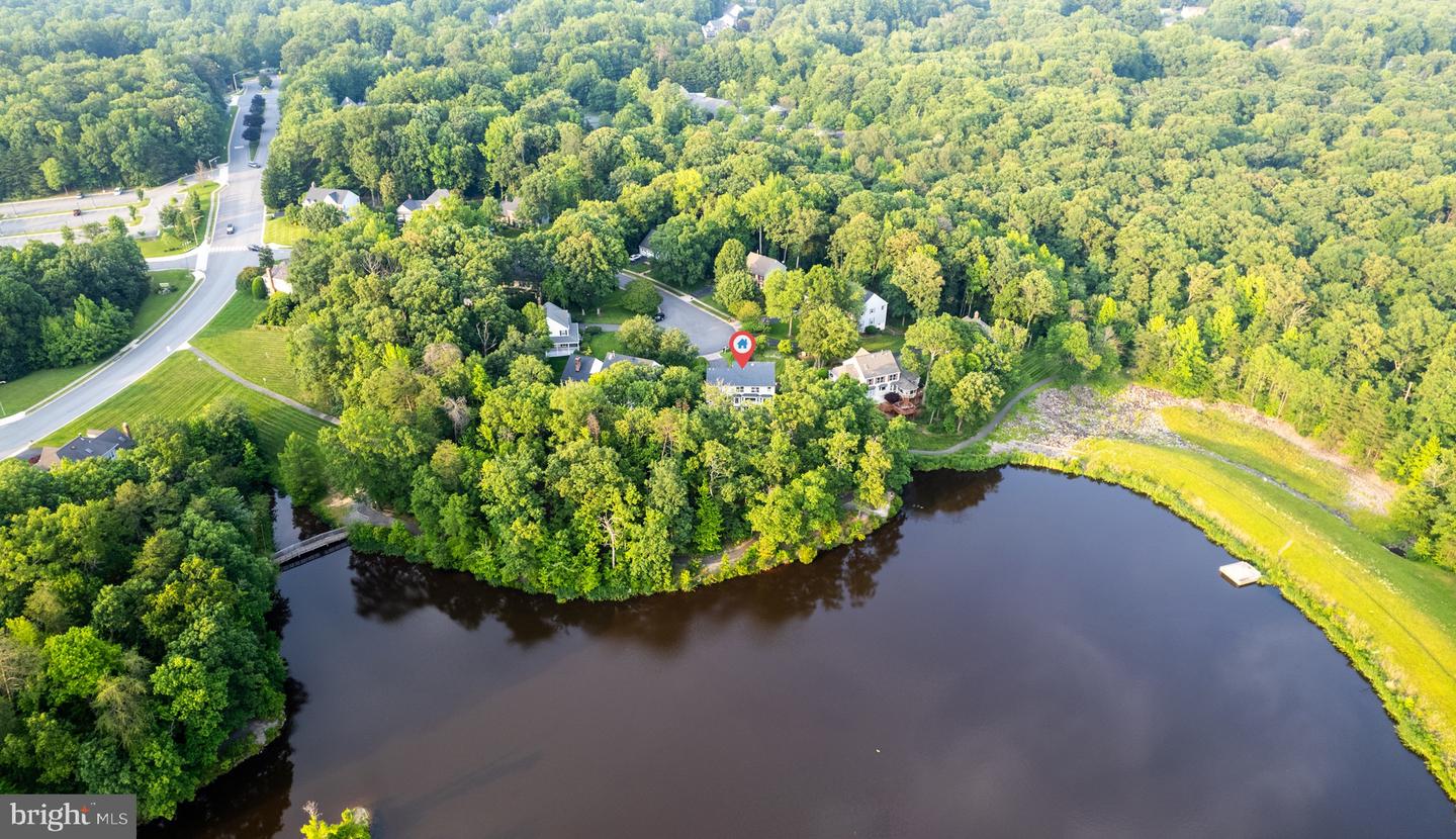 8414 LAKE CREST TER, FAIRFAX STATION, Virginia 22039, 5 Bedrooms Bedrooms, ,4 BathroomsBathrooms,Residential,For sale,8414 LAKE CREST TER,VAFX2218342 MLS # VAFX2218342